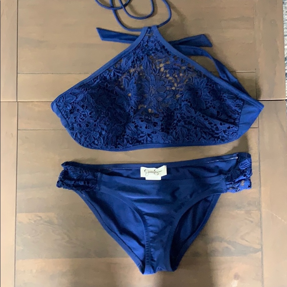 Halter top bikini